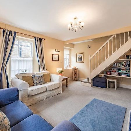 Peaseblossom House, A Charming Grade II Listed Building, In A Great Location In Alnwick Extérieur photo